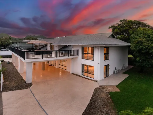 125 N Kalaheo Ave, Kailua, HI 96734