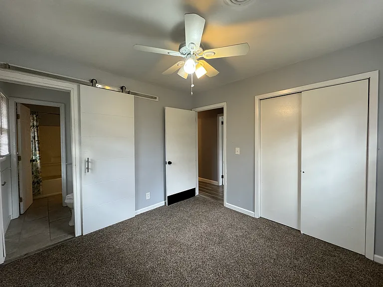 4011 W Englewood Blvd — Photo 12