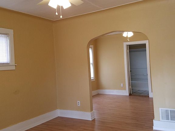 5th image of 8151 Orchard Ave