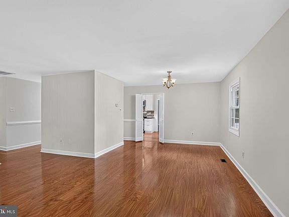 4th image of 8900 Boxford Ct