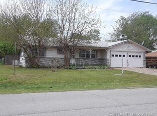 553 N Wyandotte St, Locust Grove, OK 74352