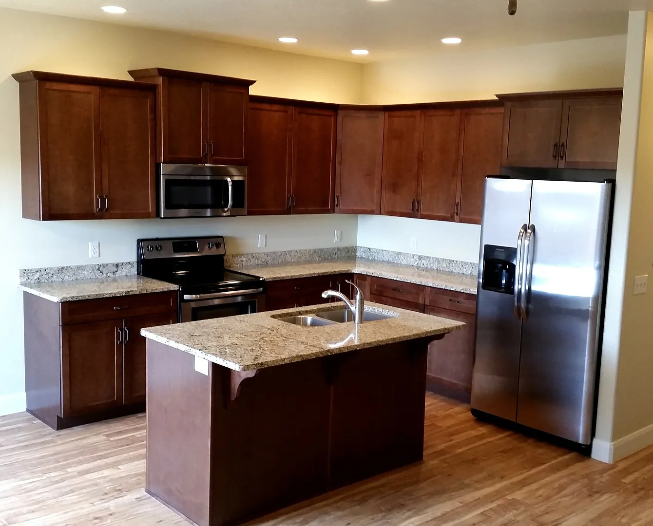 3 Bedroom Townhome In Santa Clara With Snow Canyon Views — Photo 2