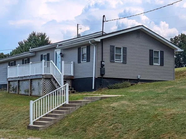 25 Fox Lane, Glen Dale, WV 26038