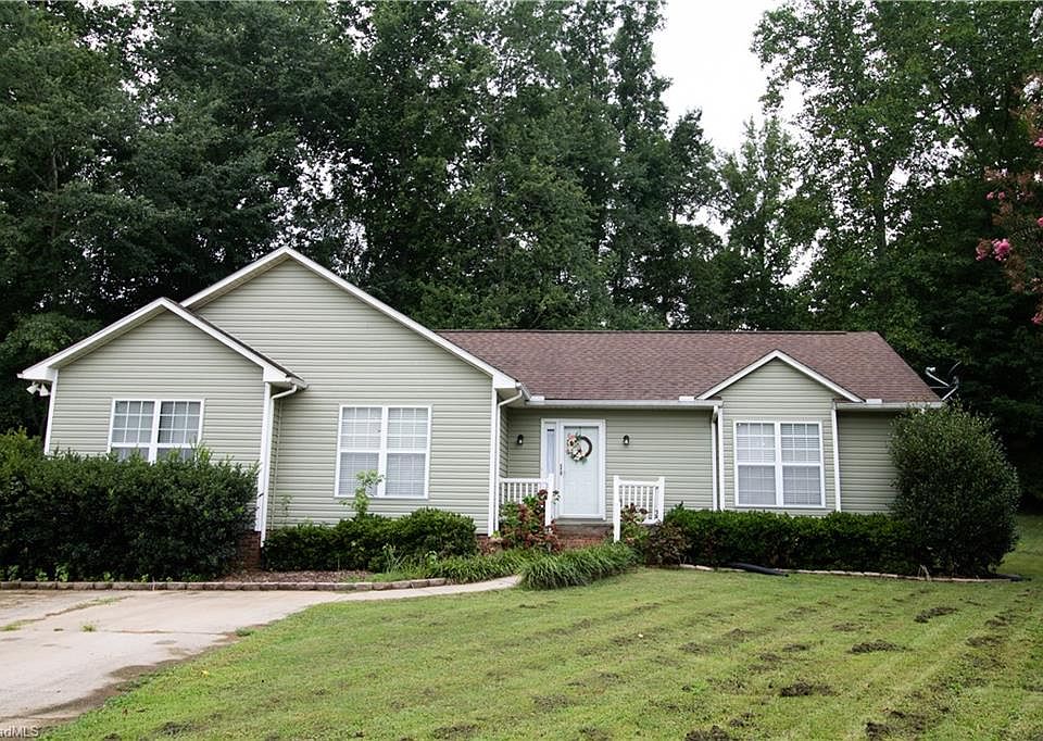 302-chinaberry-dr-china-grove-nc-28023-apartments-for-rent-zillow