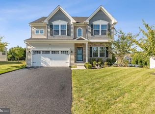 847 Amherst Ln, Westminster, MD 21158