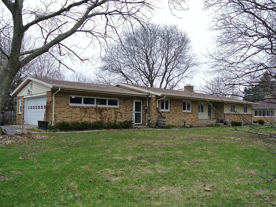 1st image of 563 Kinney Ave NW