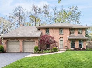 709 Timber Trail Dr, Naperville, IL 60565