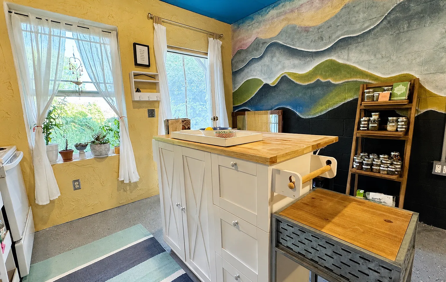 Cowan Cove Rd, Asheville — Photo 1