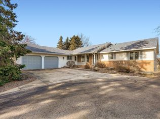 9320 53rd St N, Lake Elmo, MN 55042