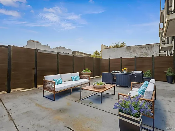 263 Hull Street image 23 of 26