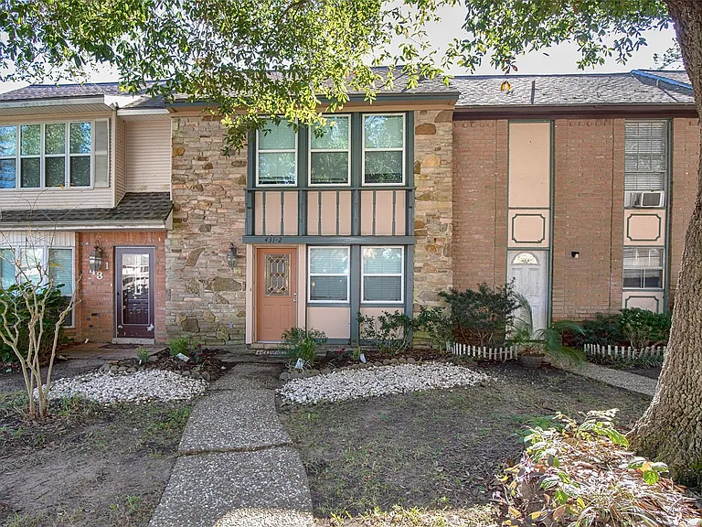 431 Sunset Dr #2 — Photo 2