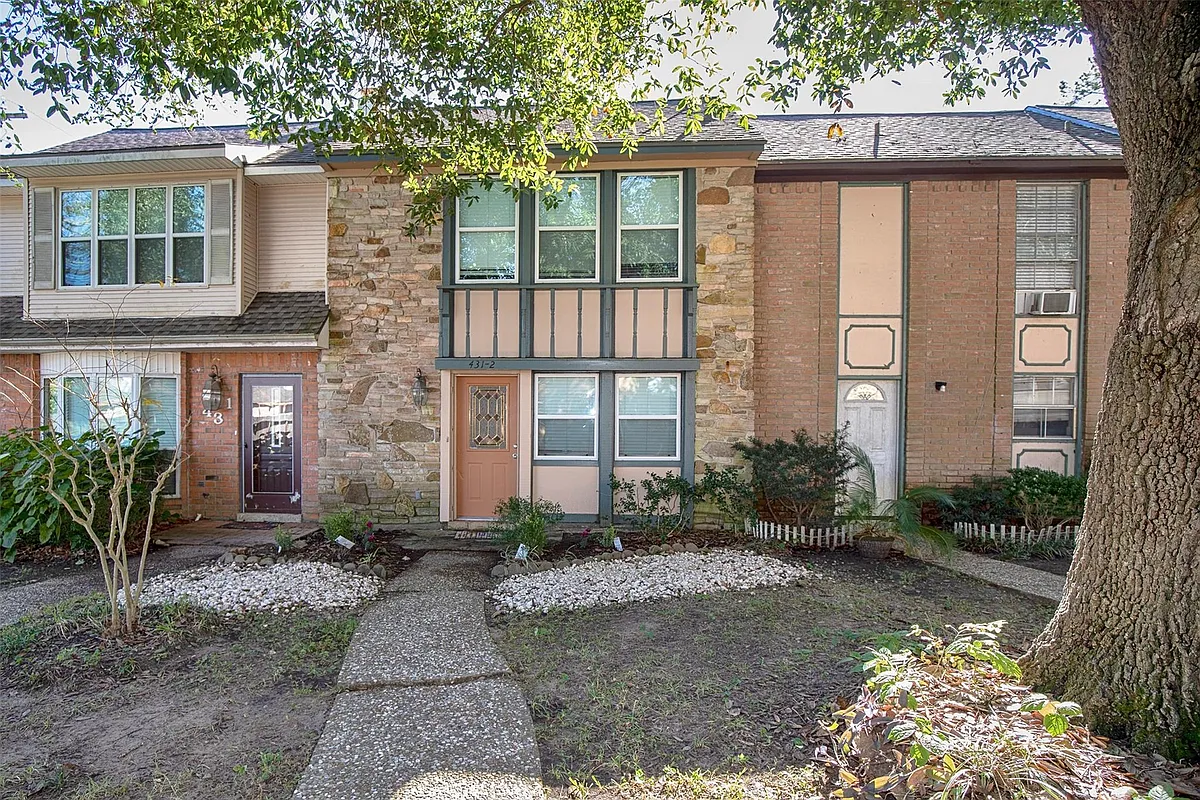 Building Photo - 431 Sunset Dr #2