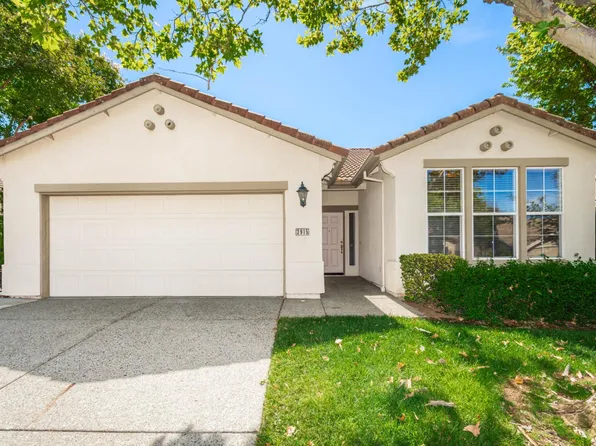 3915 Coldwater Dr, Rocklin, CA 95765