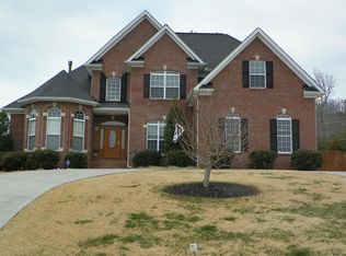 1135 Paxton Dr, Knoxville, TN 37918