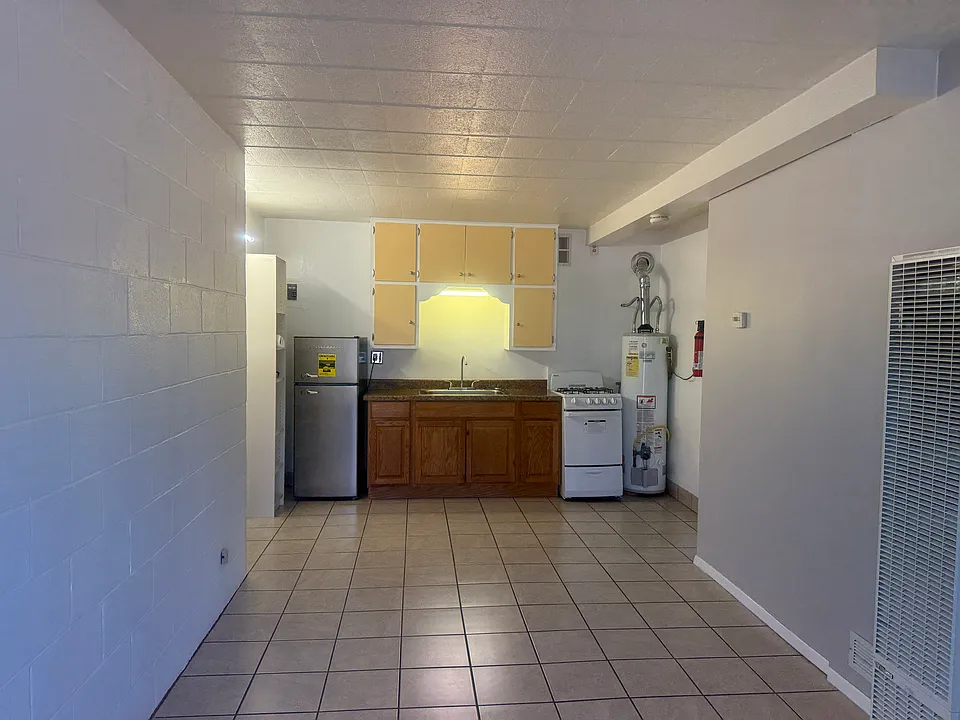Buena Vista Dr SE