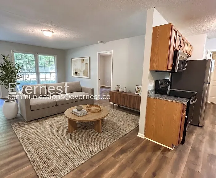 119 Creek Branch Dr — Photo 3