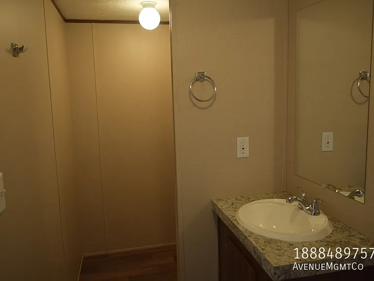 201 Old Tavern Ln #201 — Photo 14