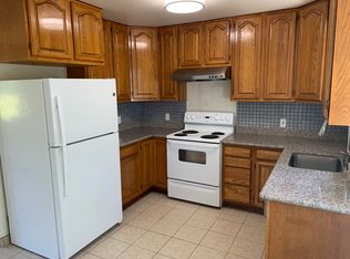 131 Carlton Ave APT 3, Los Gatos, CA 95032