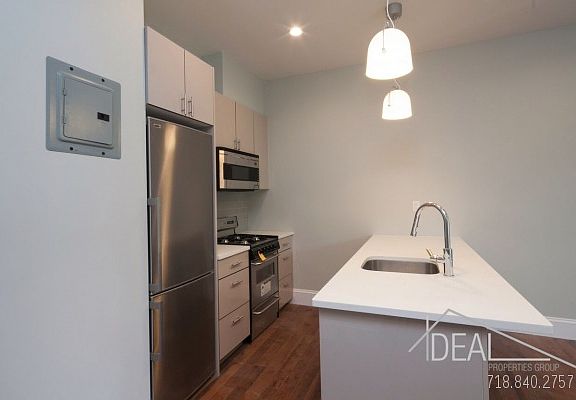 2nd image of 542A Hancock St APT 1
