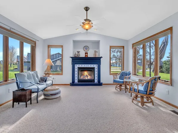 805 Westland St, New London, MN 56273