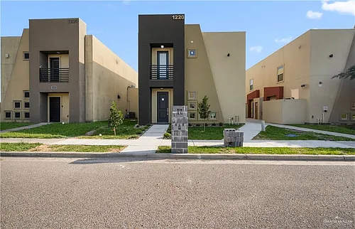1220 E Camellia Ave Photo 1