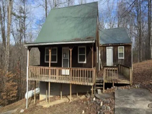 215 Bentley Cir, Wellington, KY 40387