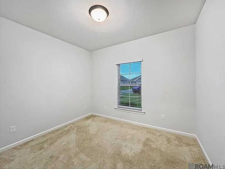 23447 Mango Dr — Photo 7