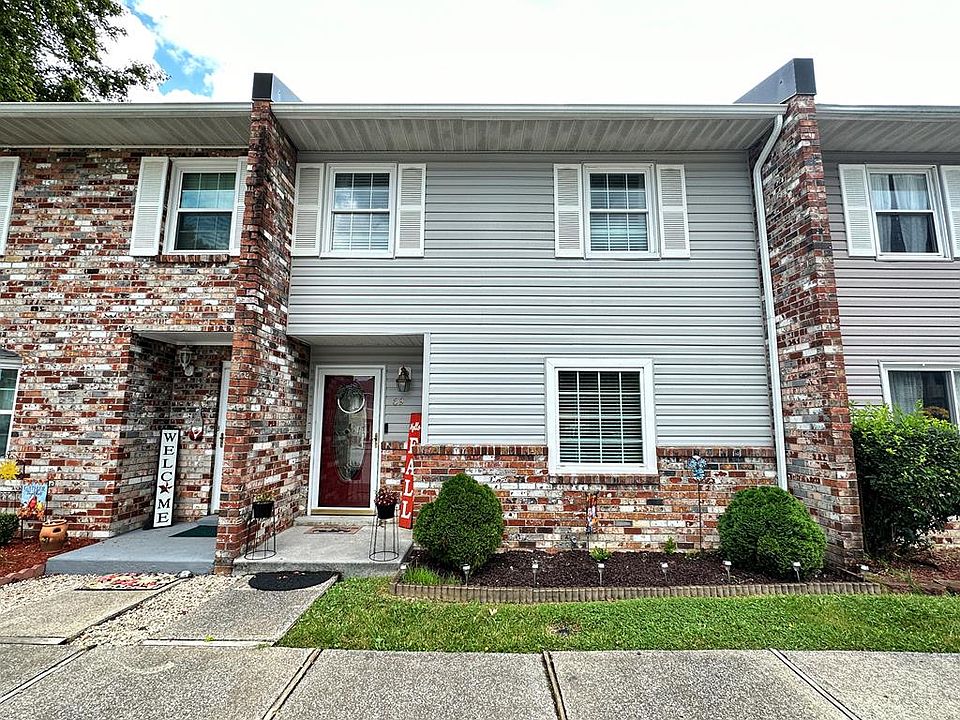 69 Sedgewood Townhouses, Bluefield, VA 24605 MLS 52492 Zillow