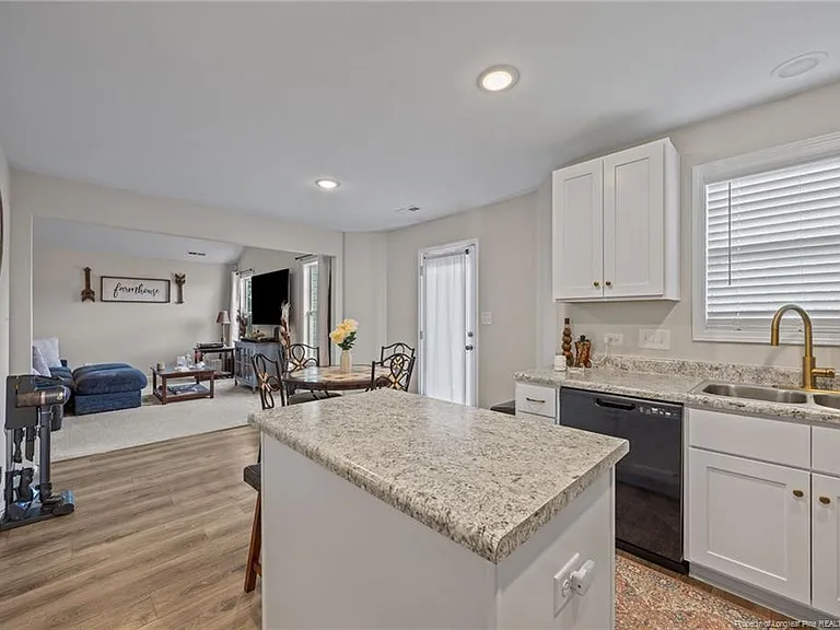 157 Presley St — Photo 35