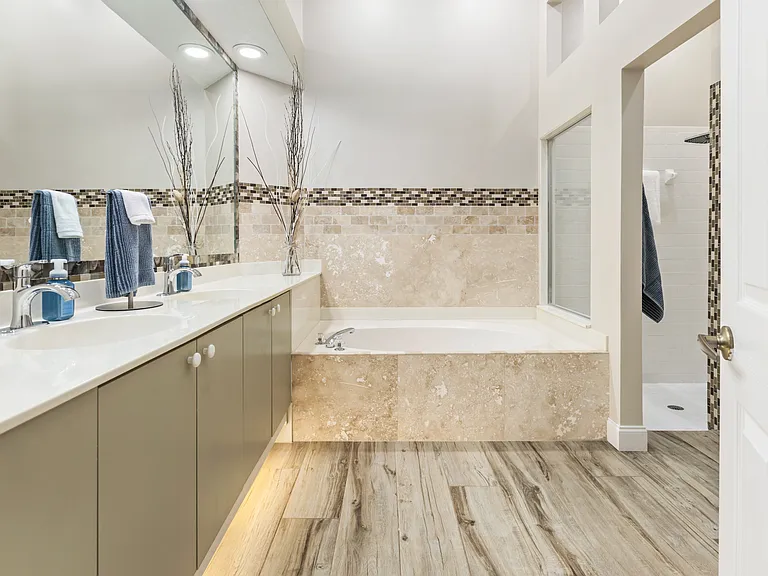 6309 Walton Heath Pl — Photo 15