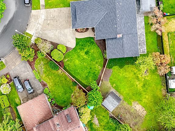 3rd image of 349 Harmony Lane