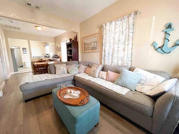 Living room when you walk in