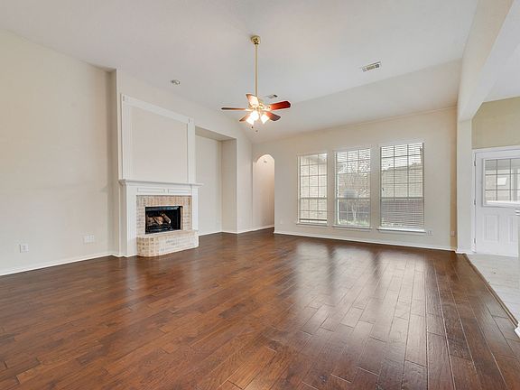5th image of 5501 Stone Cliff Ct