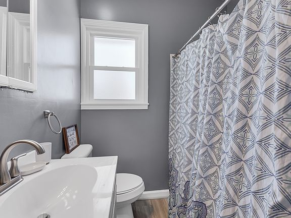 4th image of 118 Stigall St