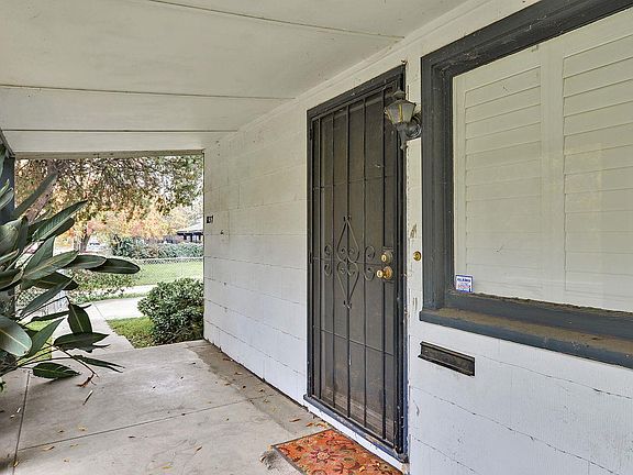 5th image of 1837 W Flora St