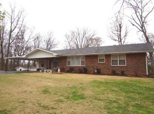 501 Tara Boreen St, Weaver, AL 36277