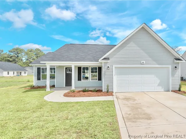 89 National Dr, Parkton, NC 28371