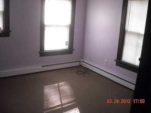 3rd image of 85 Mountain Ave