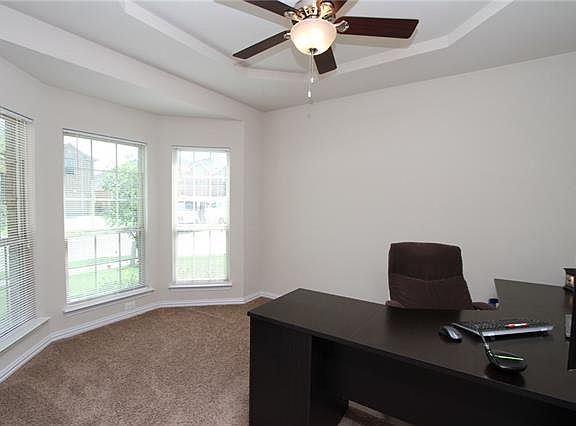 3rd image of 14009 Blueberry Hill Dr