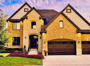 60728 Stonecrest Dr, Washington, MI 48094