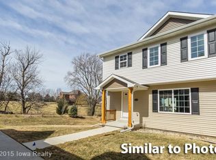 702 Cypress Pl, Norwalk, IA 50211