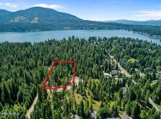 3 Rivendell Ln, Hayden, ID 83835