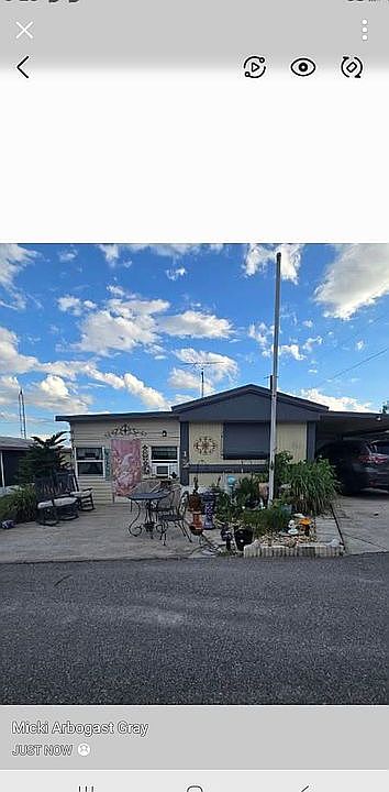 1st image of 1 Victoria Ln