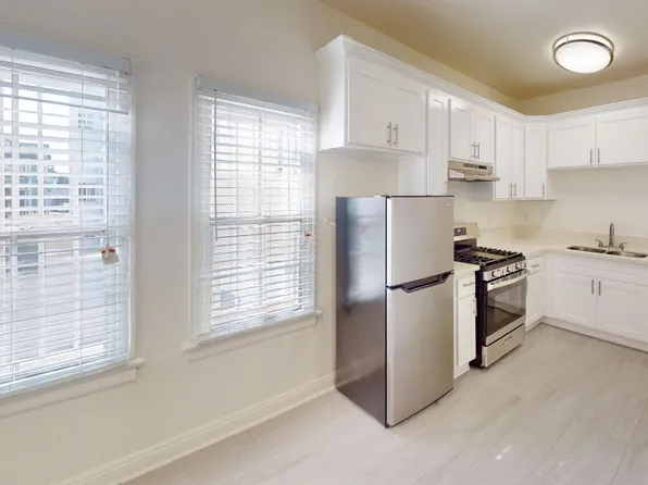 15Th - 2731 W. 15th Apts., 2731 W 15th St #8, Los Angeles, CA 90006