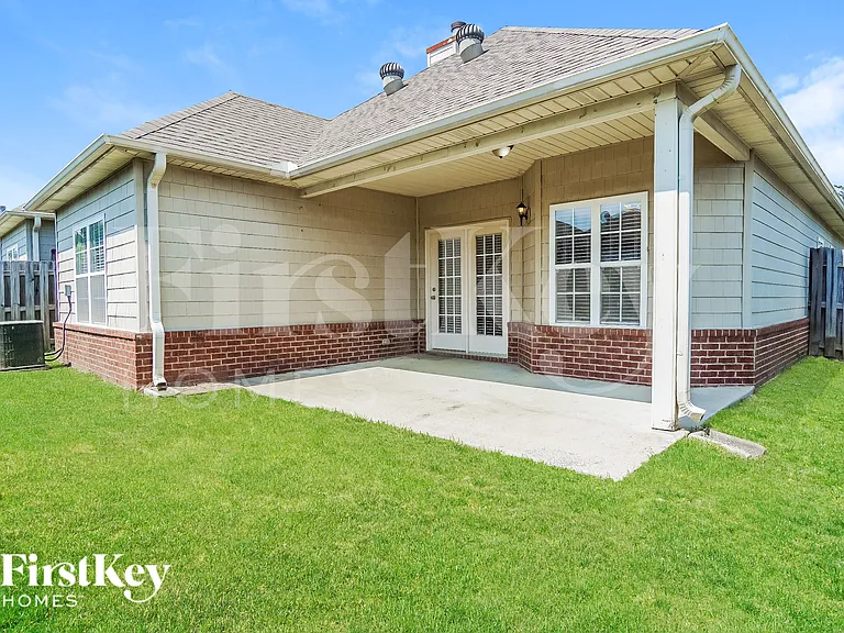 1092 Fairbank Ln — Photo 15