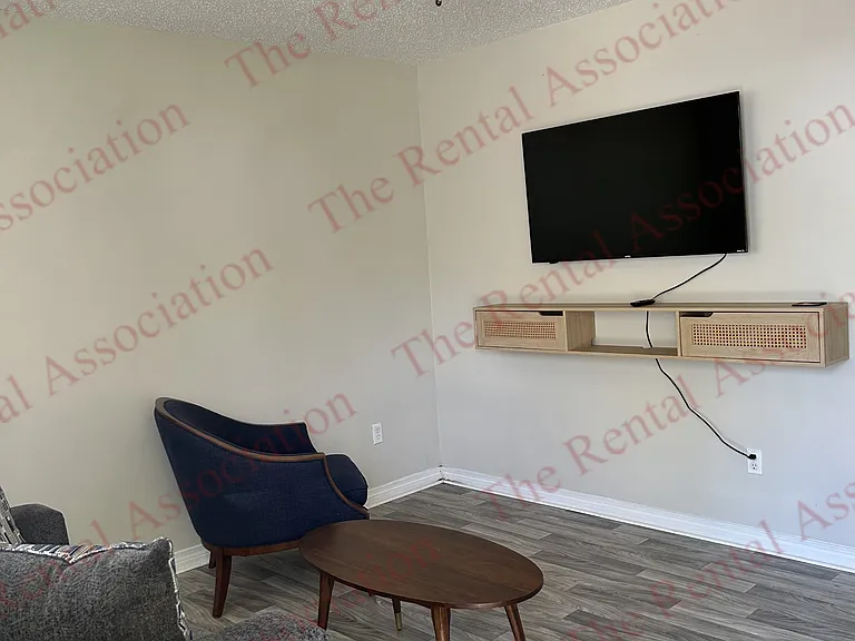 113 Splane Dr #4 — Photo 9