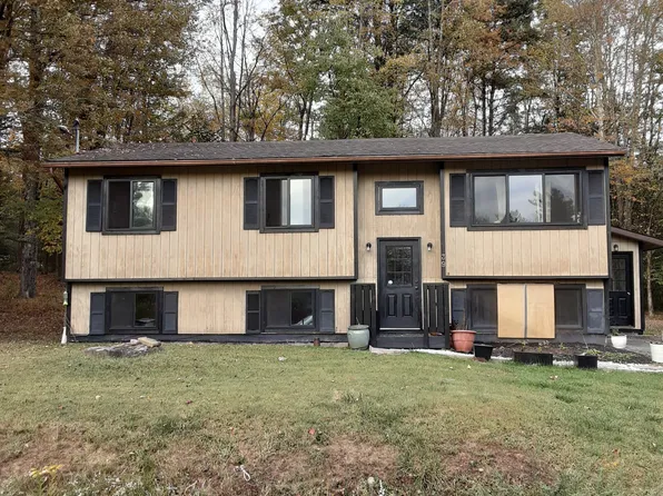 39 Laurel Ave #1, Loch Sheldrake, NY 12759