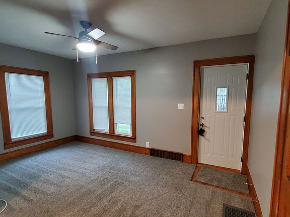 3rd image of 2131 N 32nd St