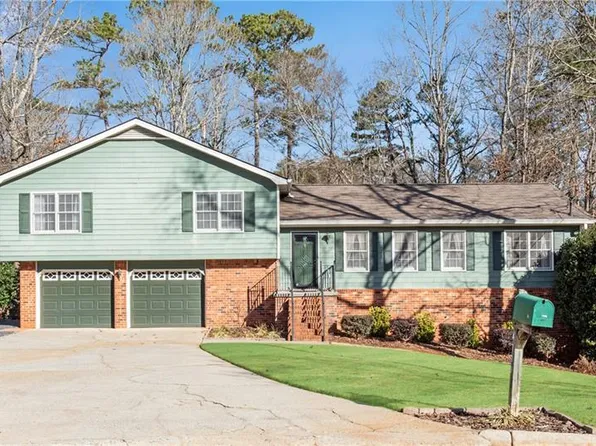 4739 Mockernut Ct, Lilburn, GA 30047