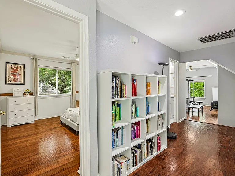 11937 Portobella Dr — Photo 21